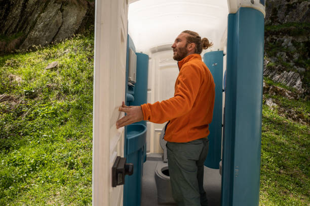 Best Construction site porta potty rental  in Elwood, IL